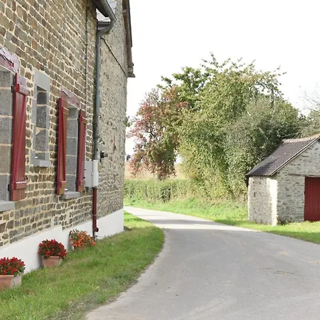 Gite Des Champs Etoiles Thuboeuf Exterior foto